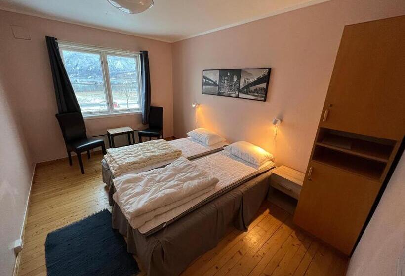 غرفة قياسية حمام مشترك, åndalsnes Hostel
