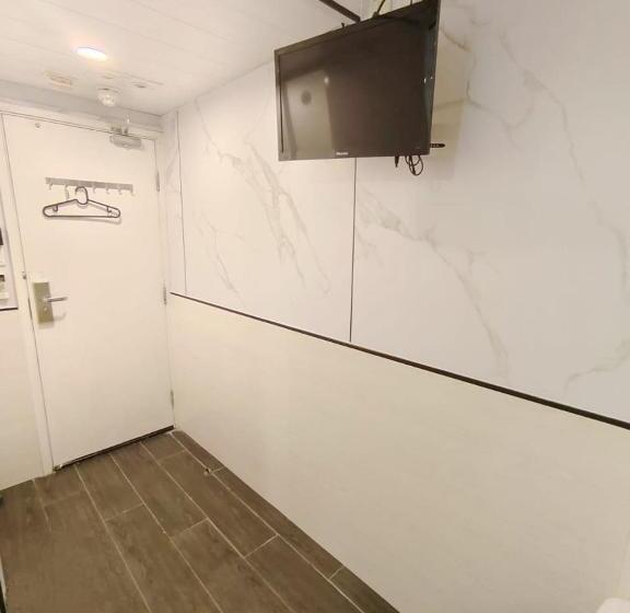 اتاق سوپریور, L Etoile Hella Inn