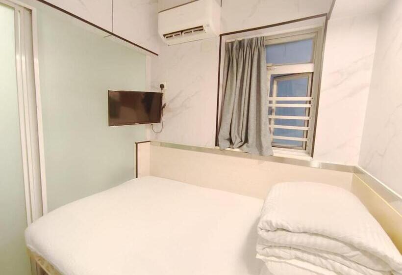 اتاق استاندارد یک نفره, L Etoile Hella Inn