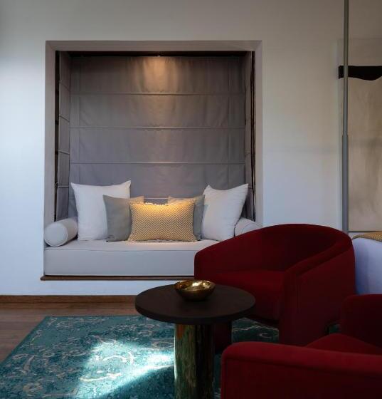 חדר סופריור, The Bungalow Galle Fort   Hotel   Restaurant   Cocktail Bar