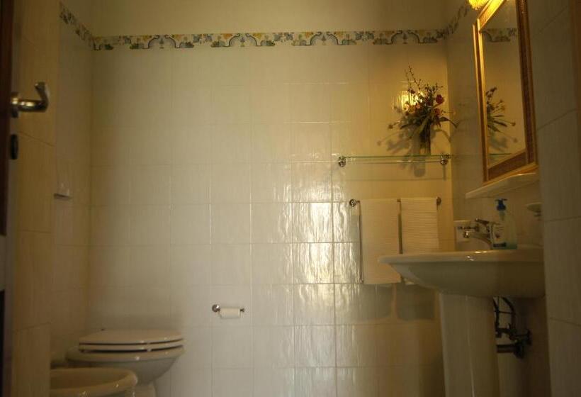 Семейный Номер, Villa Sangineto Resort