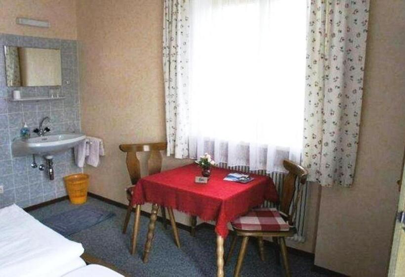 غرفة قياسية مع حمام خارجي, Privatzimmer Eva Leitgeb