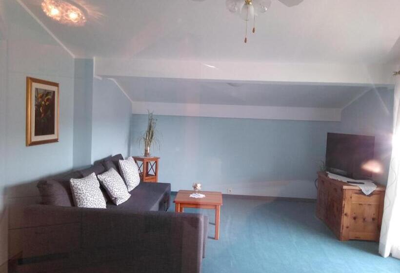 带1个卧室的带阳台的公寓, Haus Esplanade Adults Only