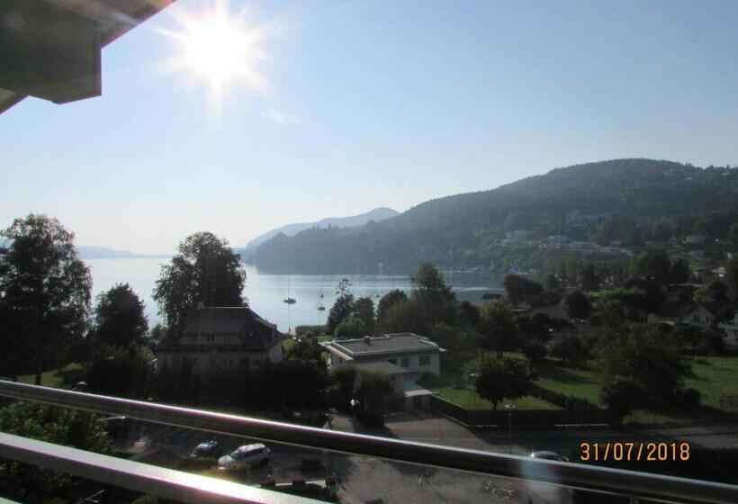 Suite with lake view, Haus Esplanade   Adults Only