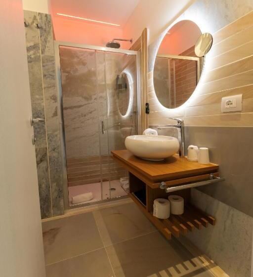 디럭스 룸, Maggiano Boutique