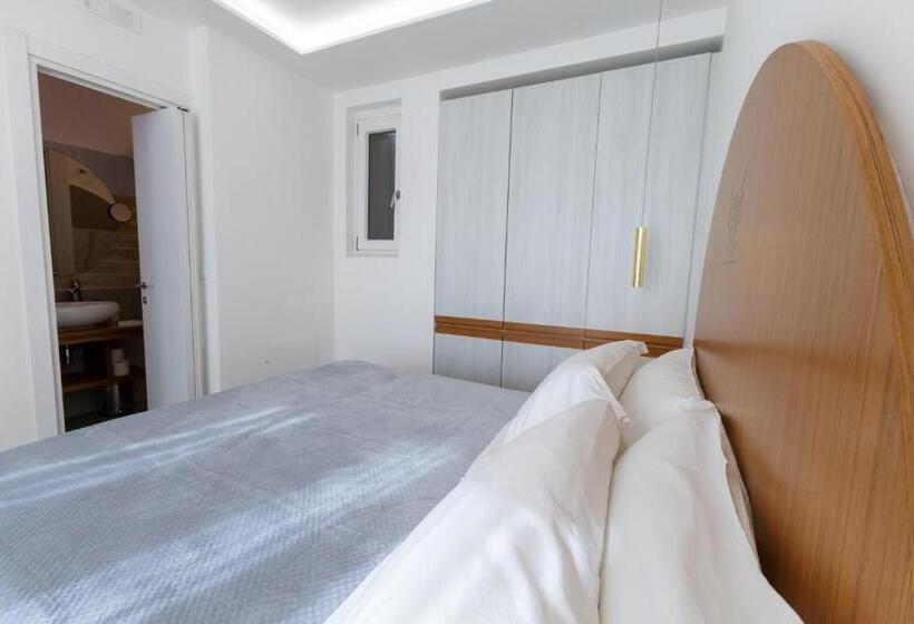 스탠다드 발코니 룸 바다 전망, Maggiano Boutique