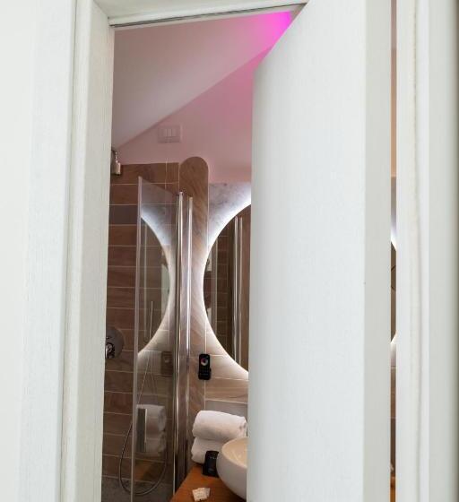 스탠다드 발코니 룸 바다 전망, Maggiano Boutique