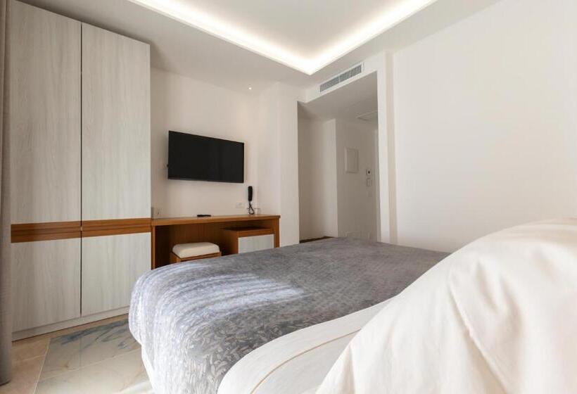 디럭스 룸 바다 전망, Maggiano Boutique