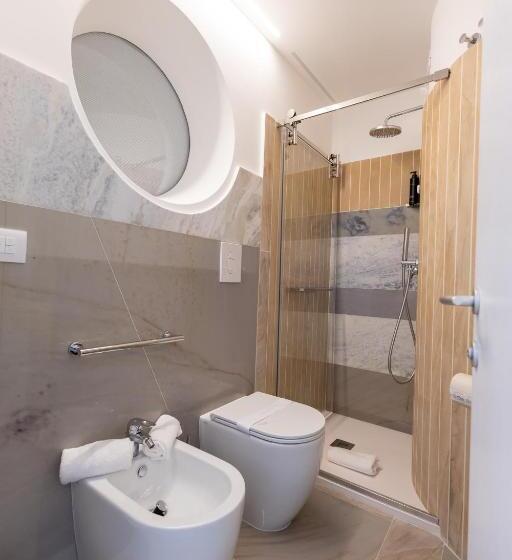 디럭스 룸 바다 전망, Maggiano Boutique