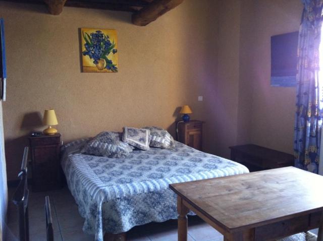 غرفة قياسية ثلاثية, Les Coquettes