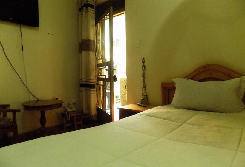 اتاق اکونومی یک تخته, Capricon Executive