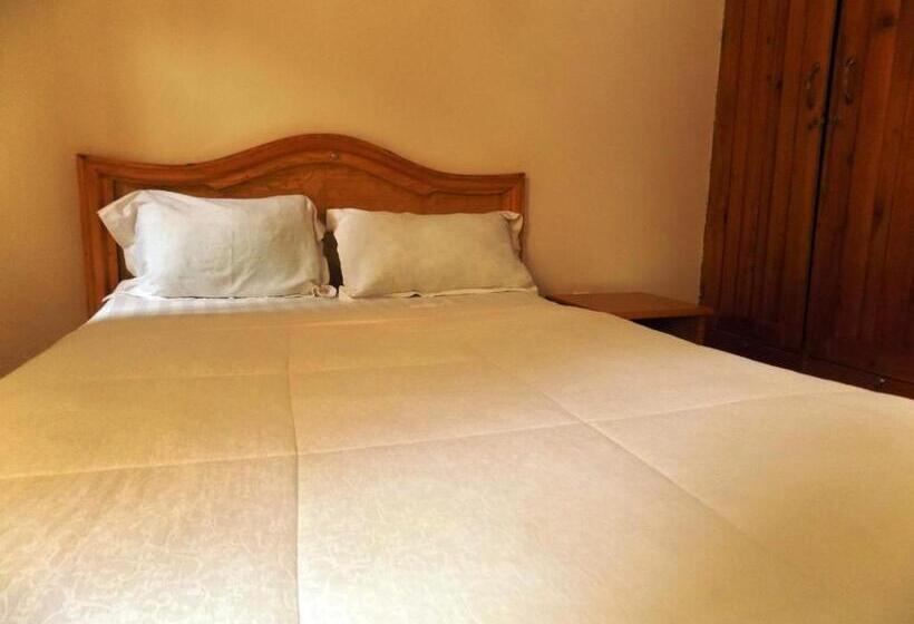 اتاق استاندارد, Capricon Executive