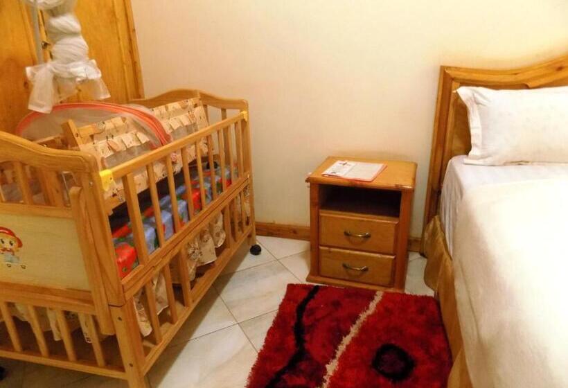 سوییت لوکس, Capricon Executive