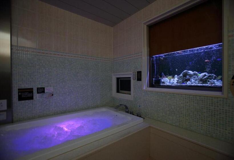 اتاق سوپریور با تخت بزرگ, Fukuoka Chapel Coconuts Hotel Ipolani