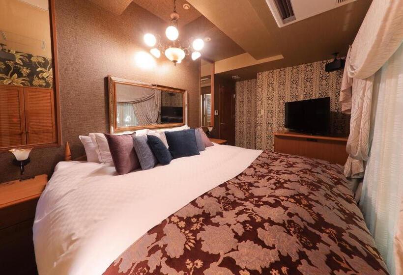 디럭스 룸 킹사이즈 침대, Fukuoka Chapel Coconuts Hotel Ipolani