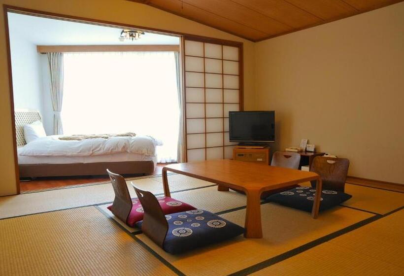 Семейный Номер, Tateyama Resort