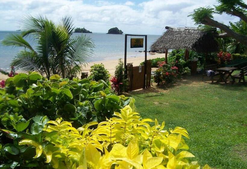 스탠다드 방갈로, Coconut Grove Beachfront Cottages