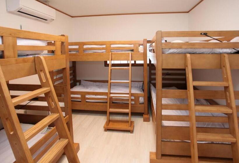 Pokój Rodzinny, Fujiyama Base