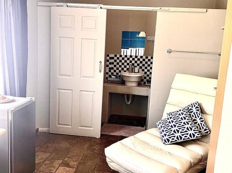 Номер Стандарт, Kate S Nest Guesthouse & Backpackers