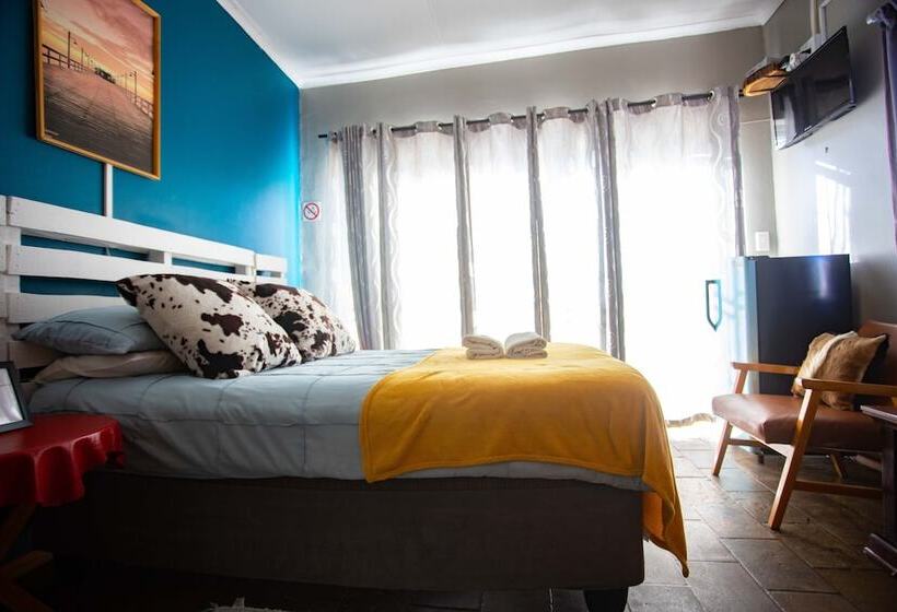 Номер Стандарт, Kate S Nest Guesthouse & Backpackers