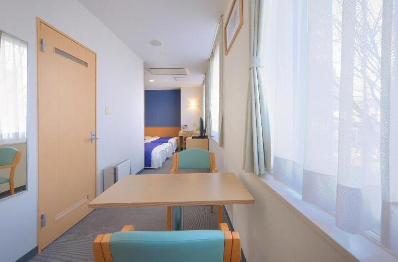 高级大房间, 2135