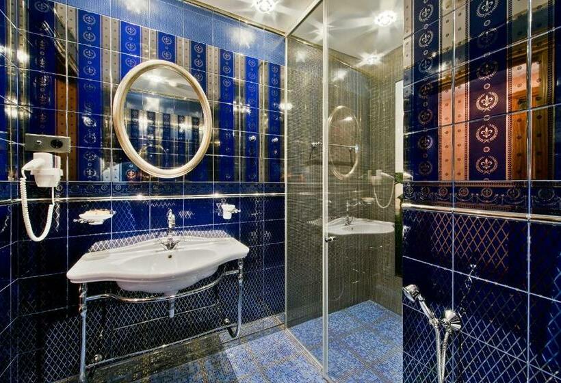 دوبلکس یک ‌خوابه, Aqua Center Apartments