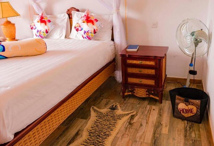 اتاق لوکس, Fort Fun City