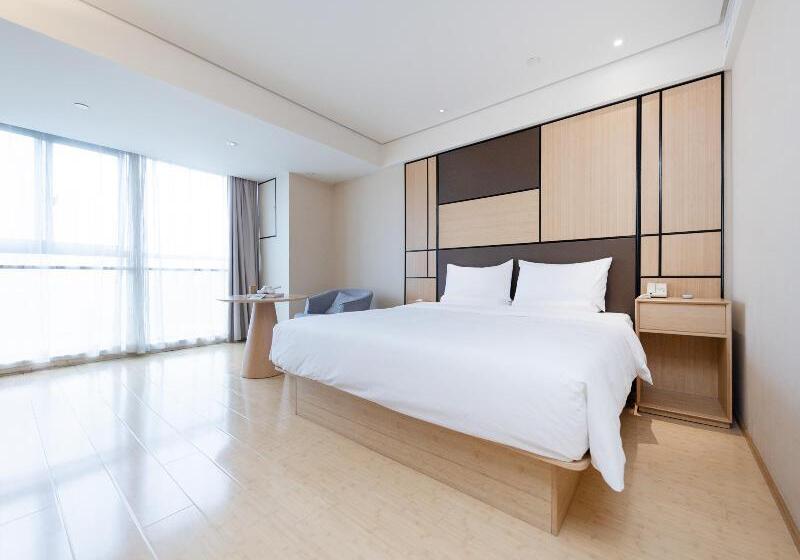 חדר סופריור, Ji  Changzhou Dinosaur Park