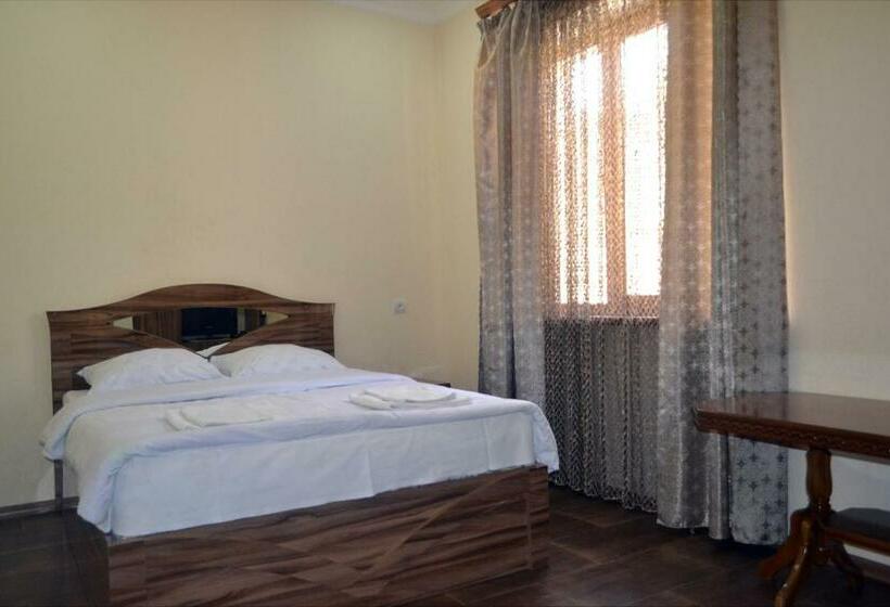 豪华房间, Nirvana