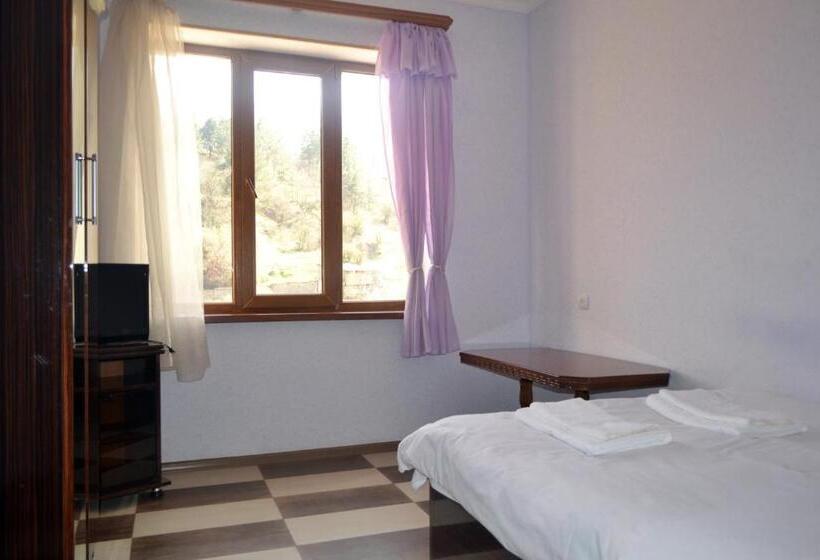 四人标准间, Nirvana