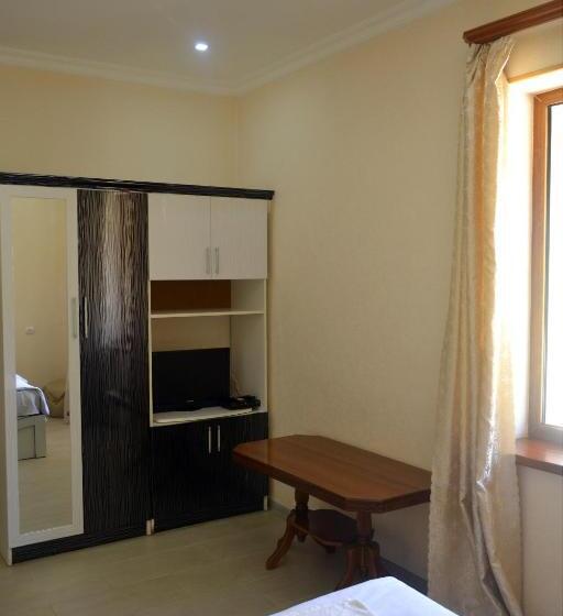 キングサイズベッドのデラックスルーム, Nirvana