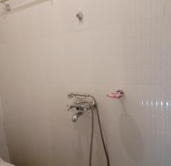 اتاق استاندارد با چشم‌انداز دریاچه, Paradise Eco Hub