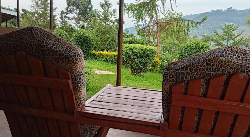 اتاق استاندارد با چشم‌انداز دریاچه, Paradise Eco Hub