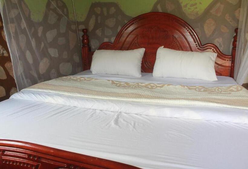 اتاق خانوادگی, Paradise Eco Hub