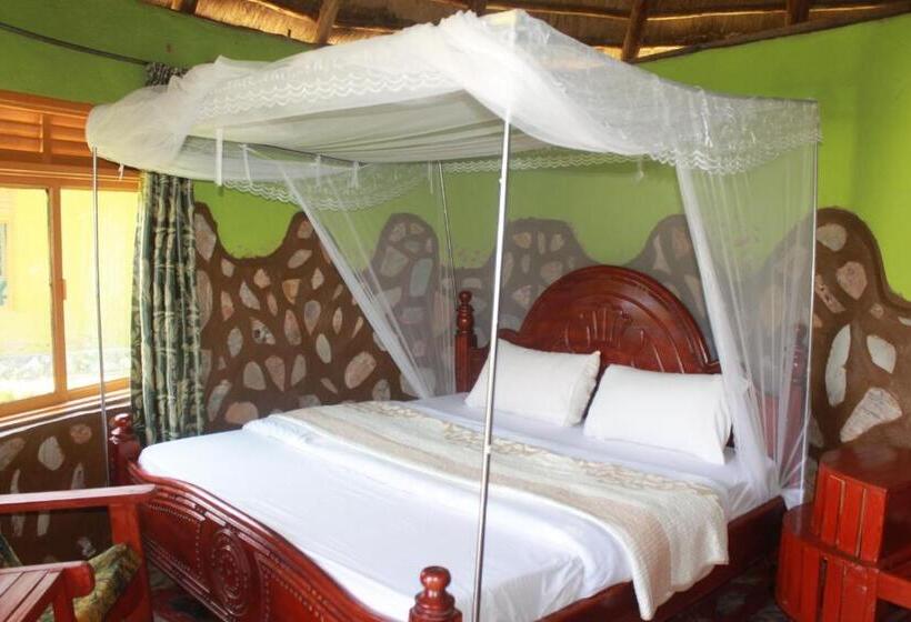 اتاق خانوادگی, Paradise Eco Hub