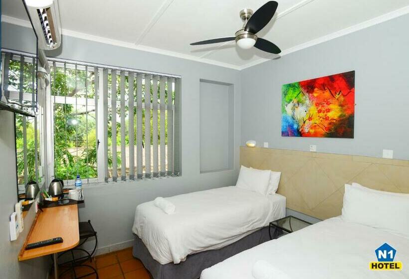 اتاق استاندارد, N1 Hotel & Campsite Victoria Falls