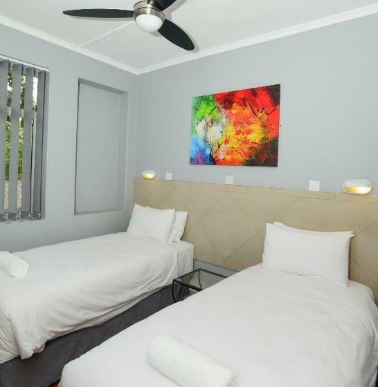 اتاق استاندارد, N1 Hotel & Campsite Victoria Falls