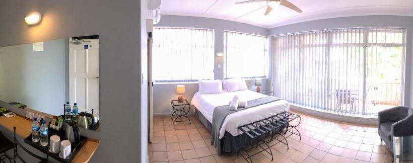 اتاق سوپریور, N1 Hotel & Campsite Victoria Falls