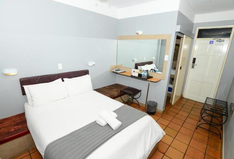 اتاق استاندارد, N1 Hotel & Campsite Victoria Falls