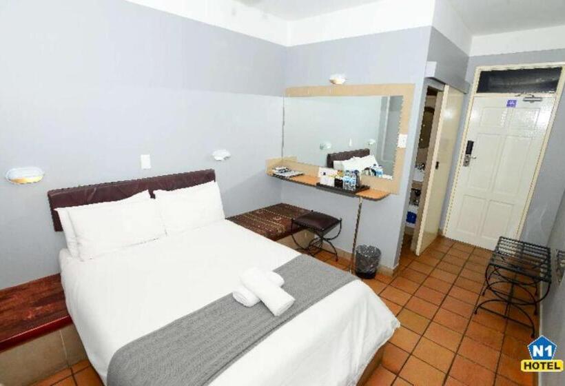 اتاق استاندارد, N1 Hotel & Campsite Victoria Falls