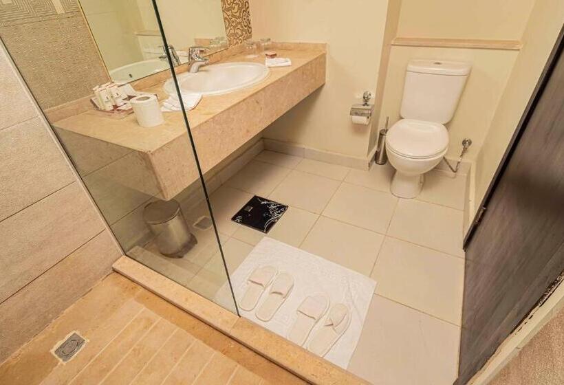 اتاق استاندارد با چشمانداز استخر, Amarina Abu Soma Resort & Aquapark