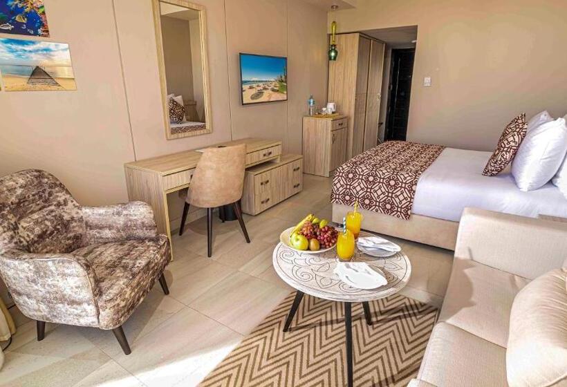 اتاق سوپریور با چشمانداز استخر, Amarina Abu Soma Resort & Aquapark