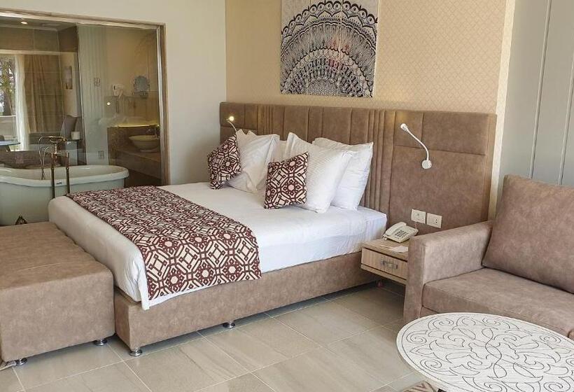 اتاق لوکس, Amarina Abu Soma Resort & Aquapark