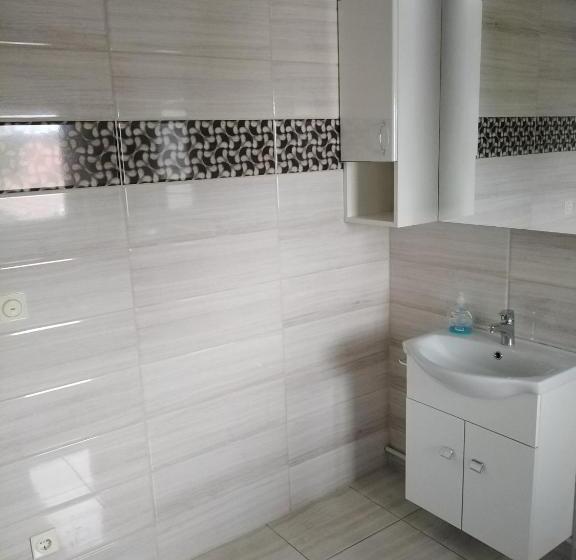 标准间, Coraline Vendégház