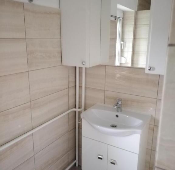 Apartamento 2 Dormitórios, Coraline Vendégház