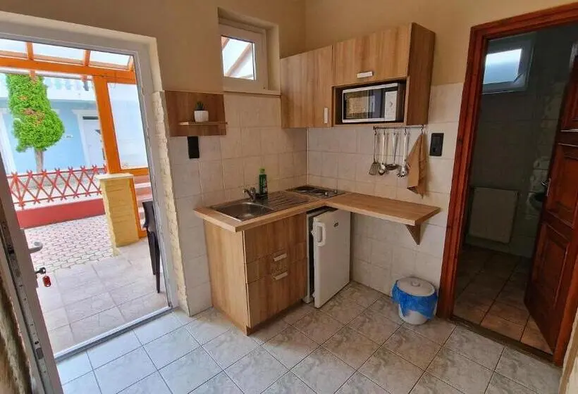 １ベッドルームアパートメント, Napsugár Apartmanház