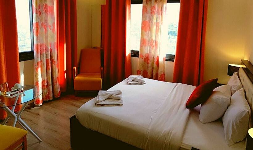 اتاق لوکس, Assaraya