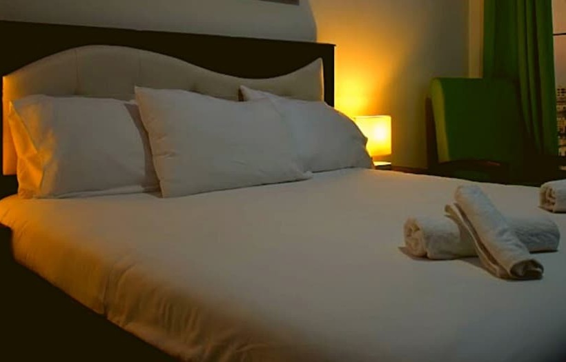 اتاق لوکس, Assaraya