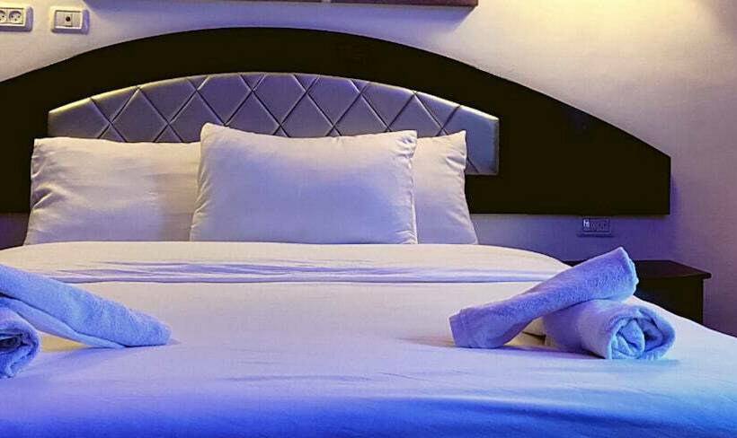 اتاق لوکس, Assaraya