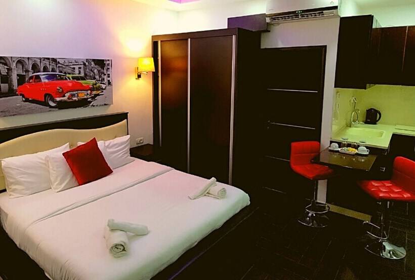 اتاق لوکس, Assaraya